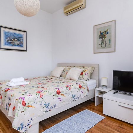Apartman Zara Lejlighed Opatija Eksteriør billede